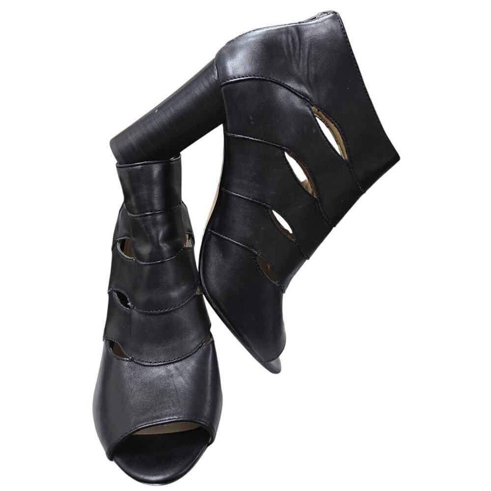 Adrienne Vittadini Black Cutout Peep-Toe Heels 9.5M Leather High Heel Dressy - Picture 5 of 12